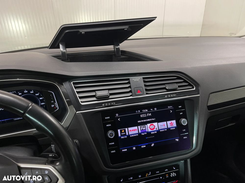Volkswagen Tiguan 2.0 TDI DSG Elegance - 23