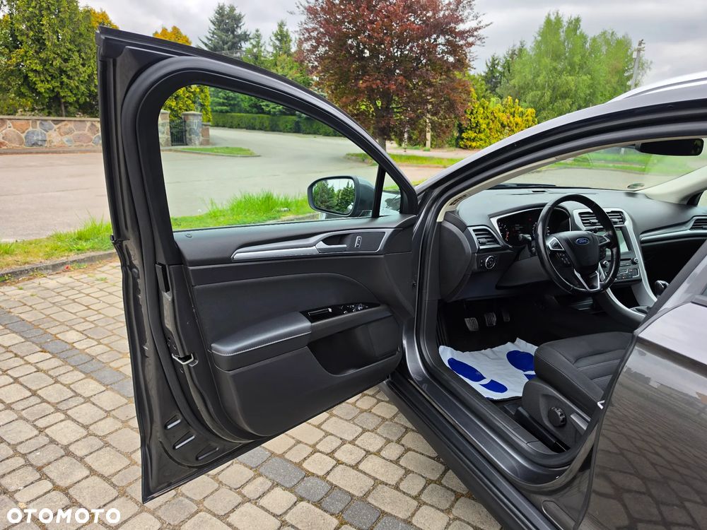Ford Mondeo 2.0 TDCi Titanium - 21