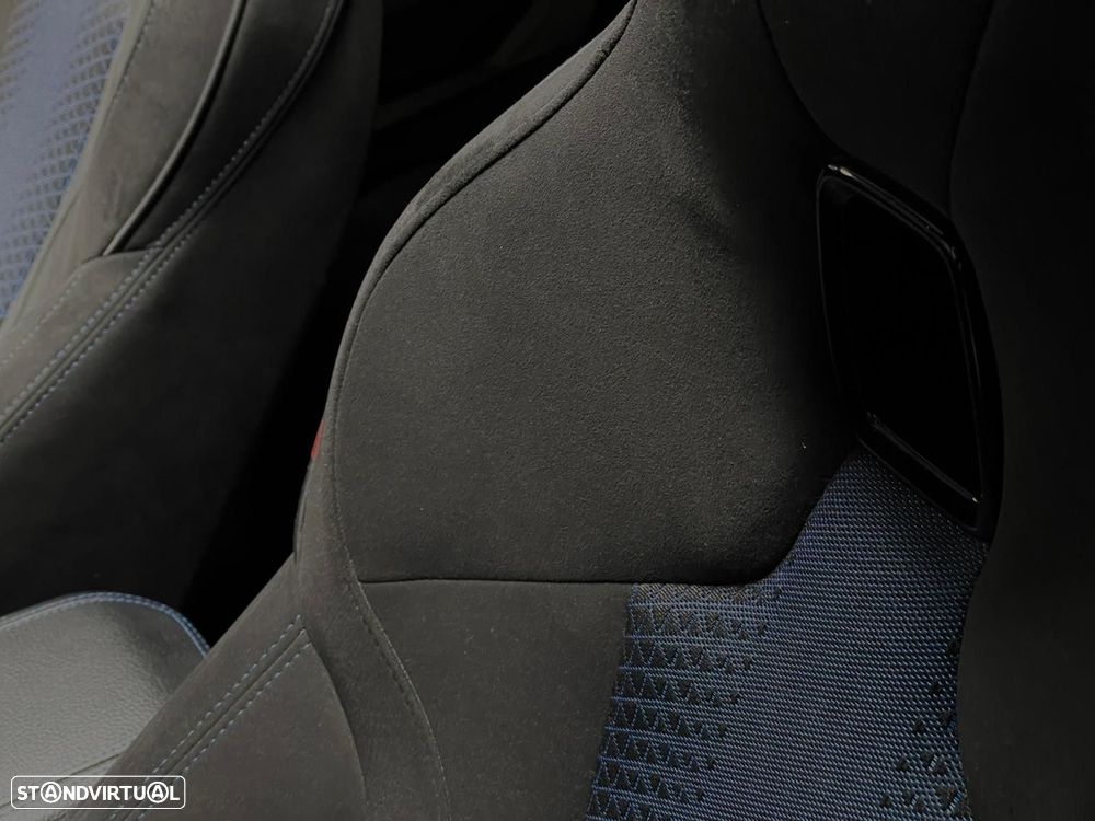 BMW M135i xDrive Pack Color Vision - 18