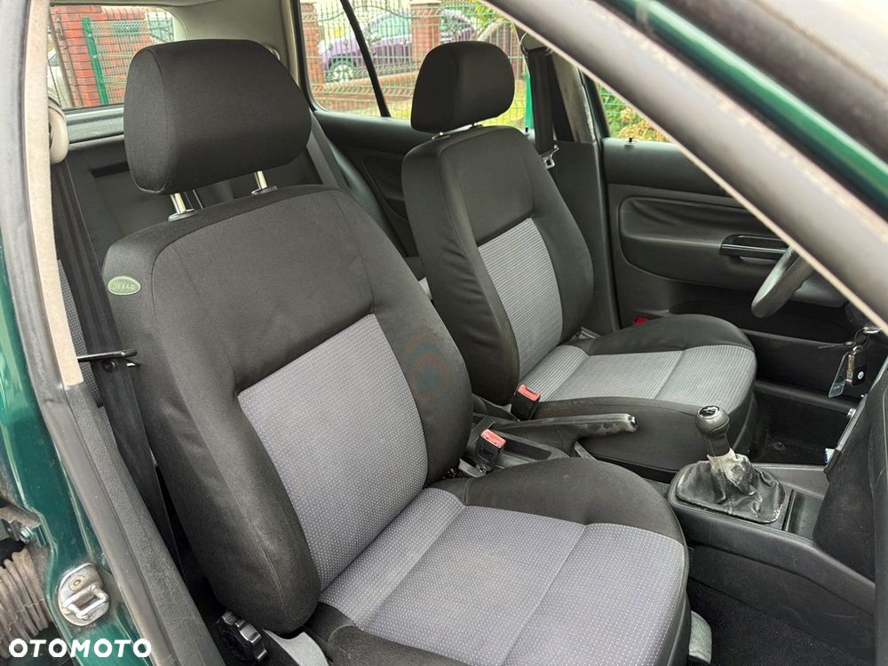 Volkswagen Golf 1.4 Goal - 26