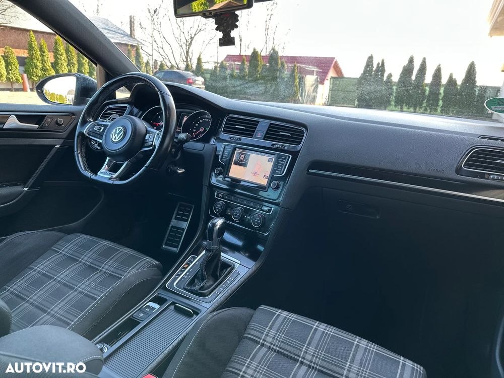 Volkswagen Golf GTD (BlueMotion Technology) DSG - 16
