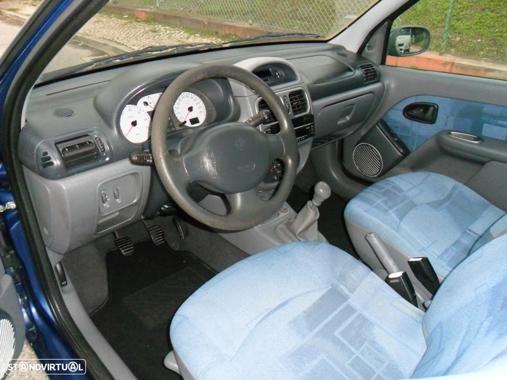 Renault Clio 1.2 MTV - 5