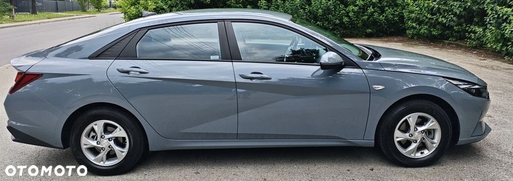 Hyundai Elantra 1.6 Modern - 2