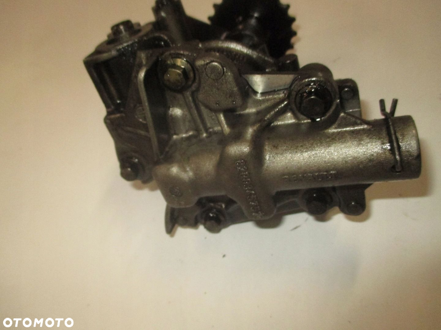 Pompa oleju 8200345633 Trafic Vivaro 2.0 dci - 3