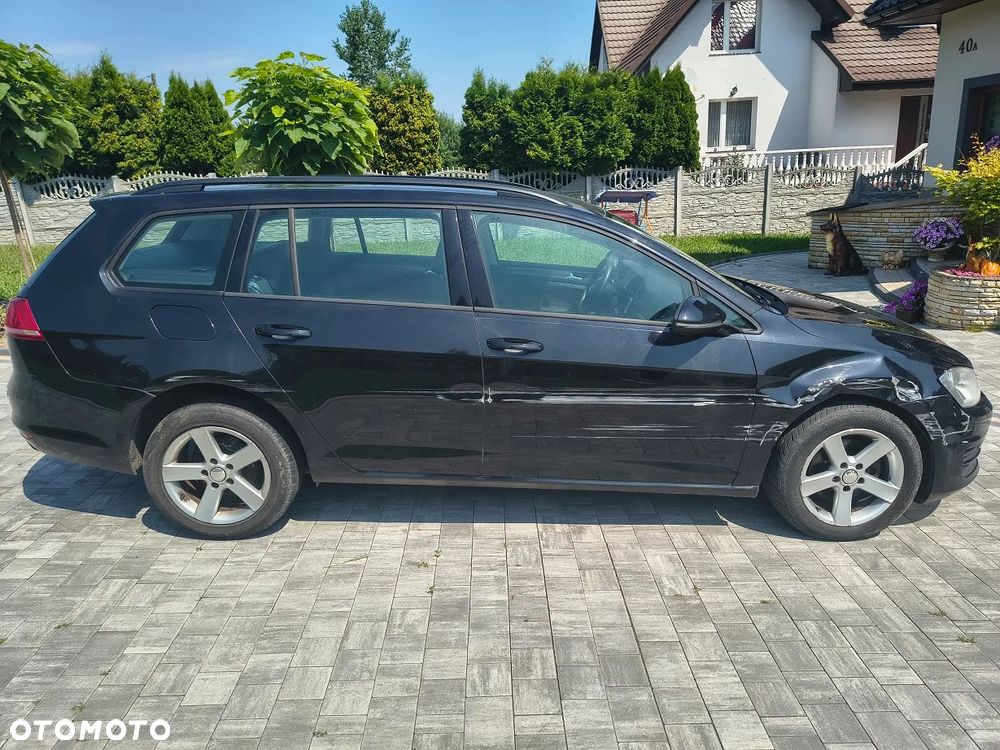 Volkswagen Golf 1.6 TDI DPF Comfortline - 8
