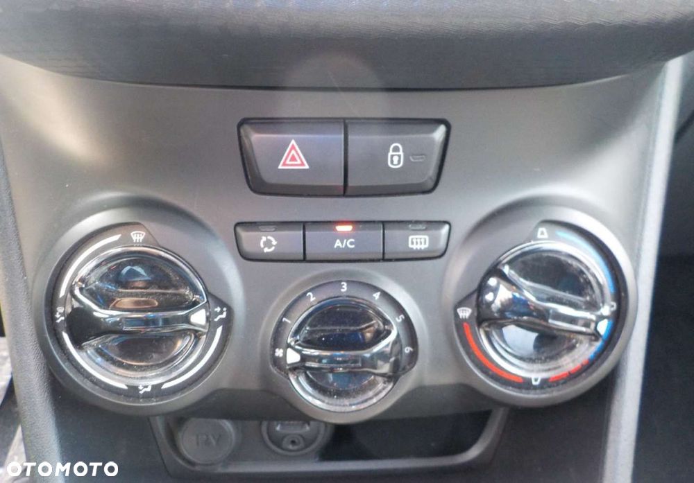 Peugeot 2008 - 21