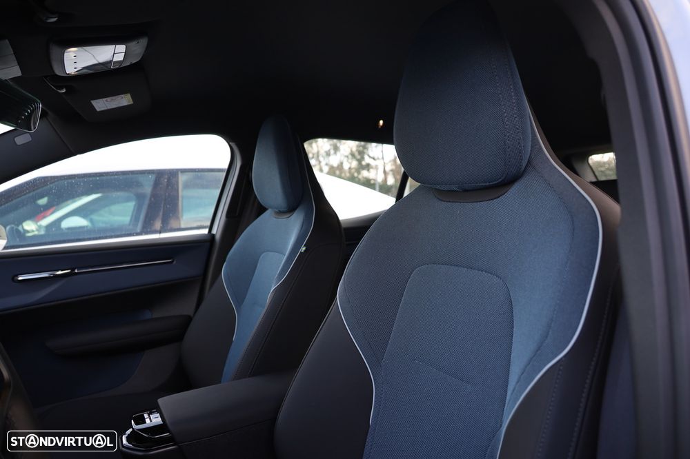 Volvo EX30 69 kWh Single Motor Extended Range Core - 7