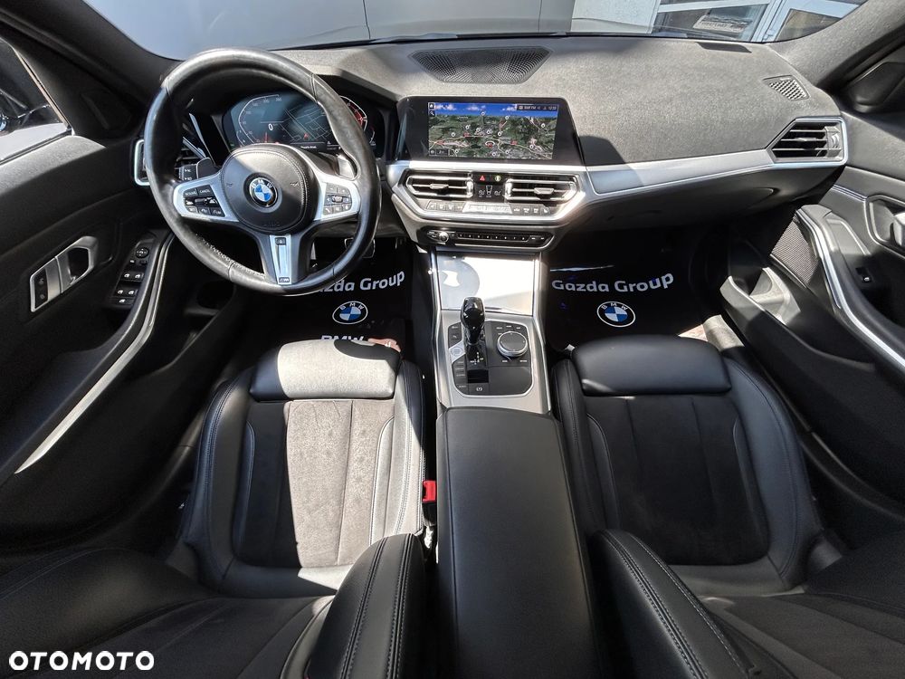 BMW Seria 3 320d xDrive MHEV M Sport sport - 31