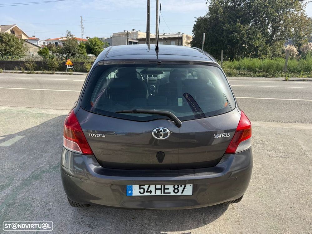 Toyota Yaris 1.4 D-4D AC - 6