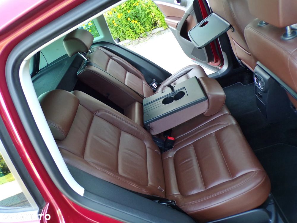 Volkswagen Tiguan 2.0 TDI DPF 4Motion BlueMotion Technology Exclusive - 26