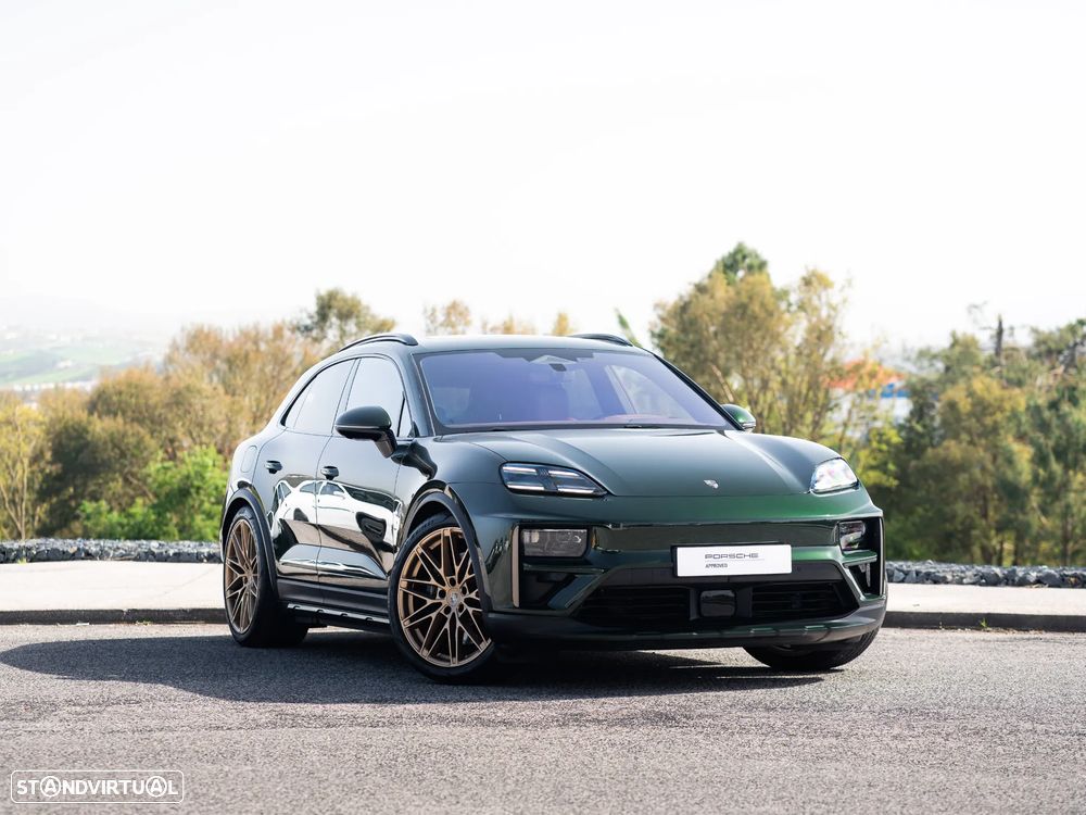 Porsche Macan Electric Turbo - 10