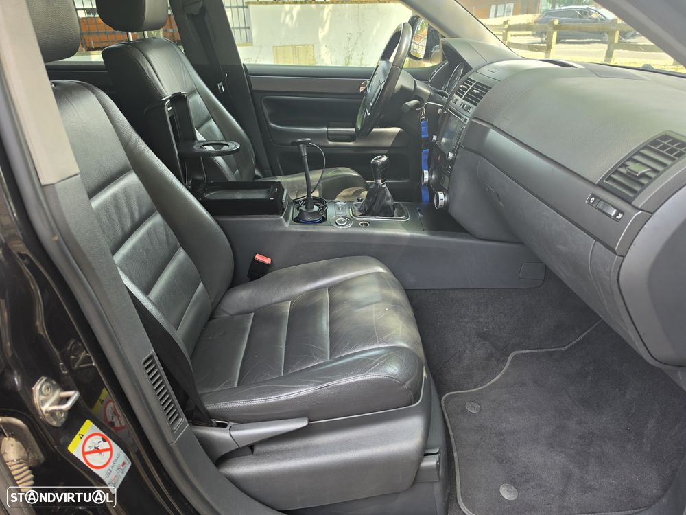 VW Touareg 3.0 TDI V6 - 17