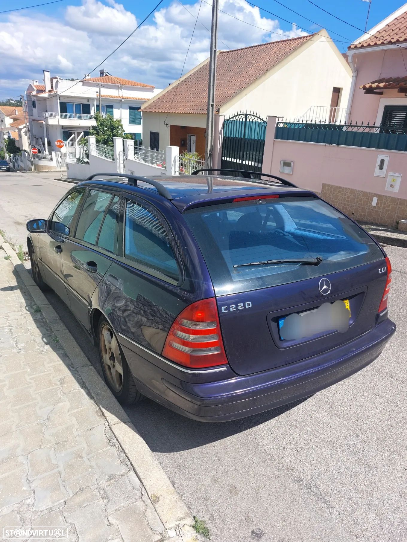 Mercedes-Benz 220 - 1