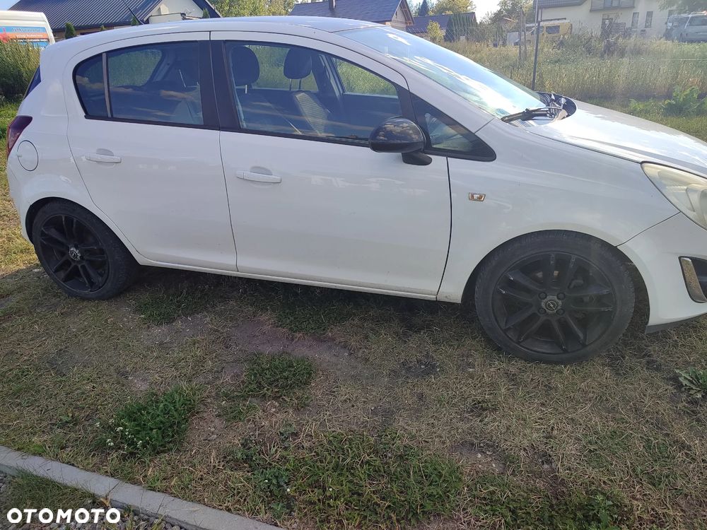Opel Corsa 2012 photo 3