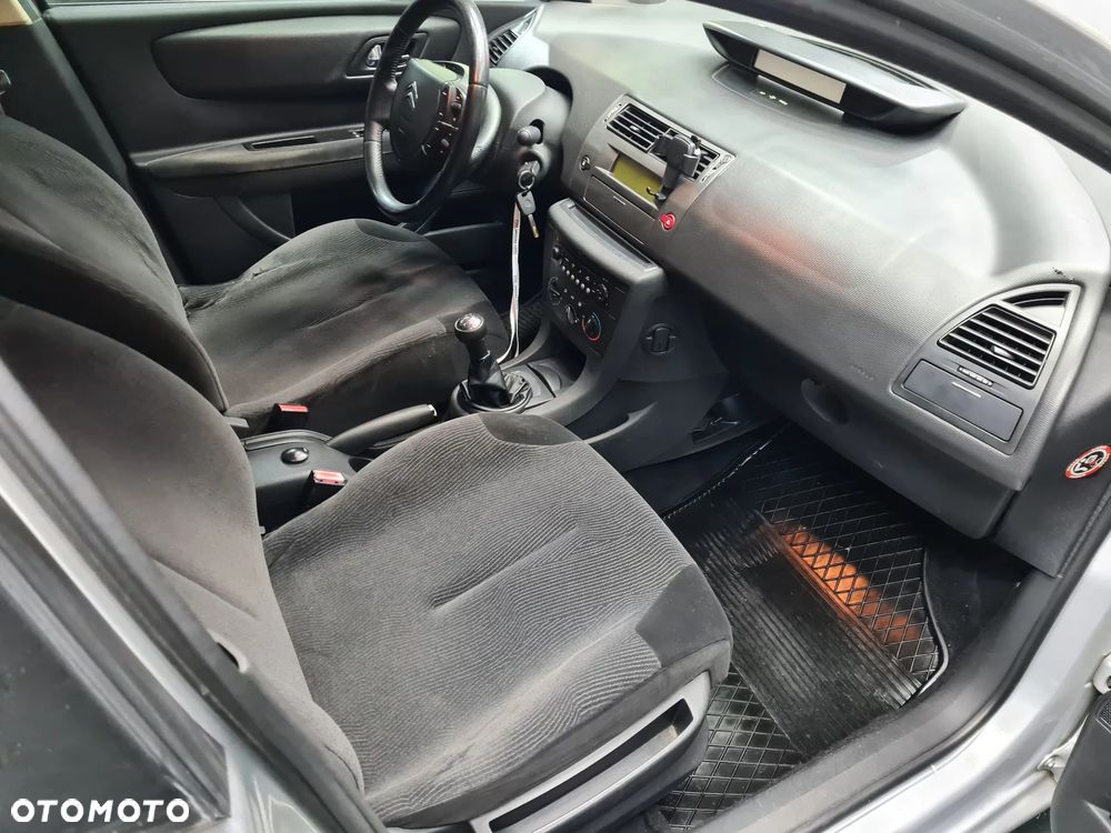 Citroën C4 1.6 HDi Style - 21