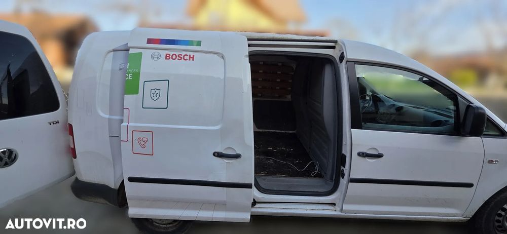 Volkswagen Caddy Maxy - 16