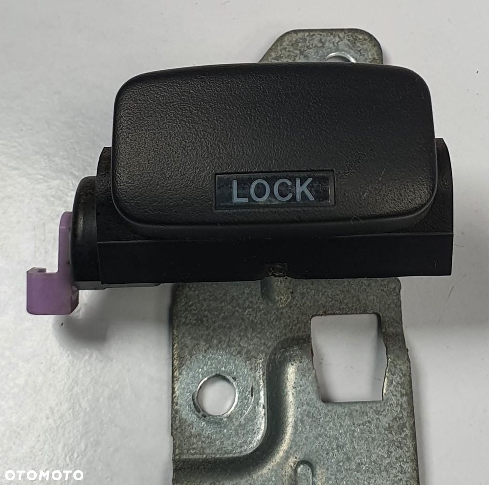 PRZYCISK BLOKADY DRZWI PRAWY HONDA PRELUDE V - 2