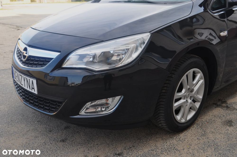 Opel Astra 1.4 Turbo - 32