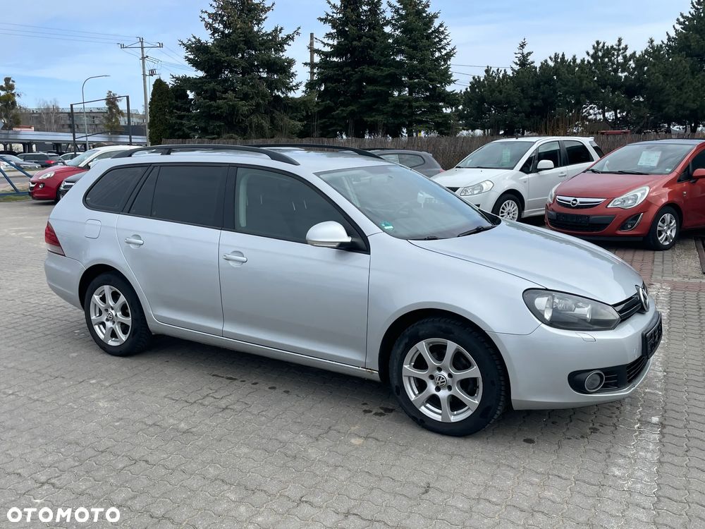Volkswagen Golf 1.6 TDI DPF Trendline - 9