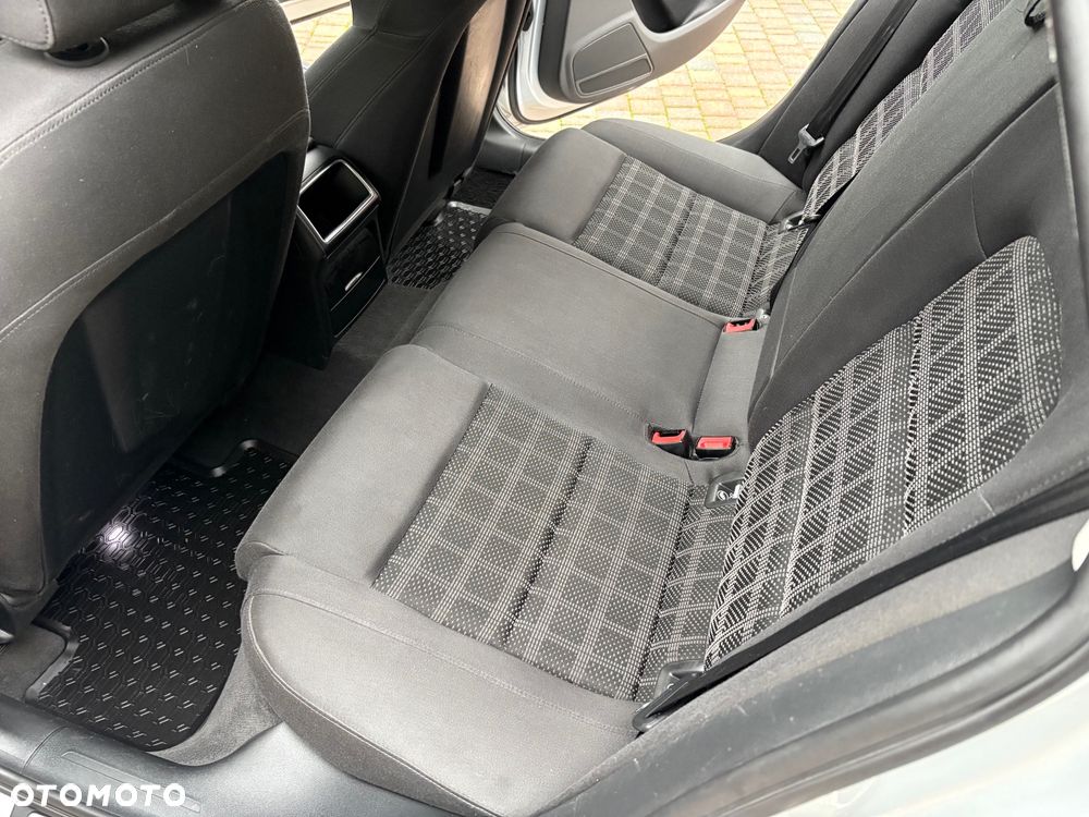 Audi A4 Avant - 12