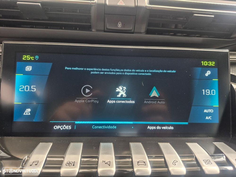 Peugeot 508 1.6 Hybrid Allure Pack e-EAT8 — fotografia 23