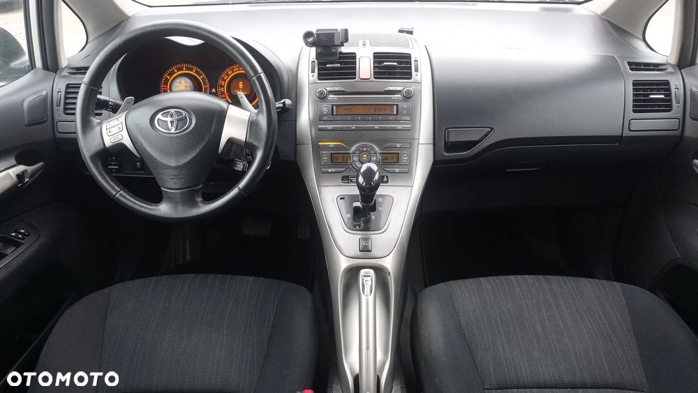 Toyota Auris 1.6 VVT-i Premium MM - 38
