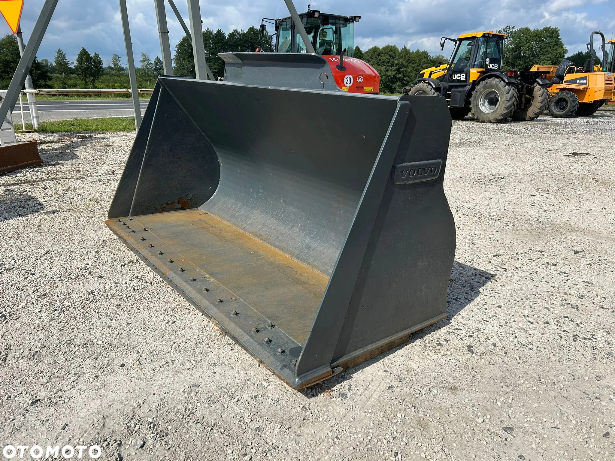 Volvo L60F - 5