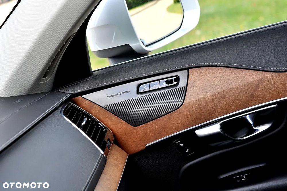 Volvo XC 90 D5 AWD Inscription 7os - 24