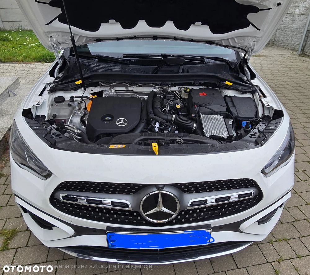 Mercedes-Benz GLA 200 AMG Line - 2