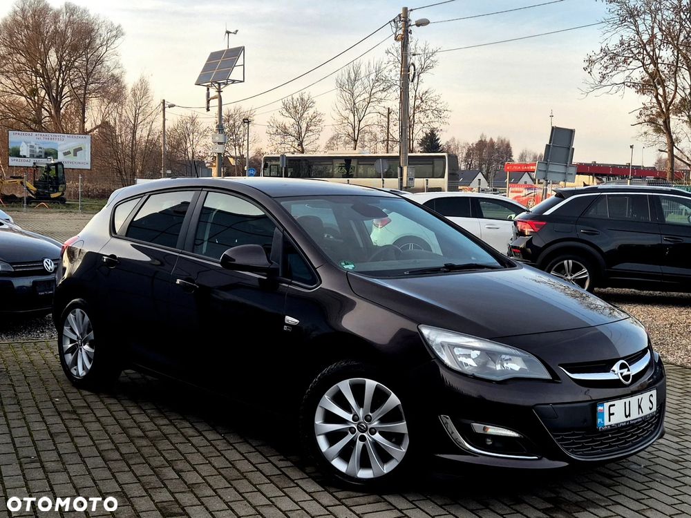 Opel Astra 1.4 Turbo 150 Jahre - 16