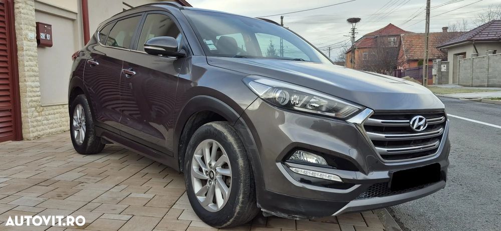 Hyundai Tucson - 2