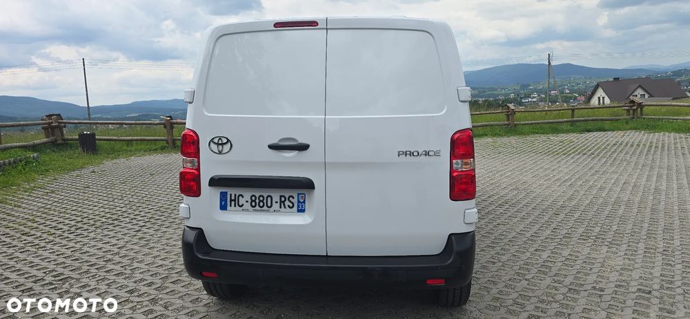 Toyota proace - 12