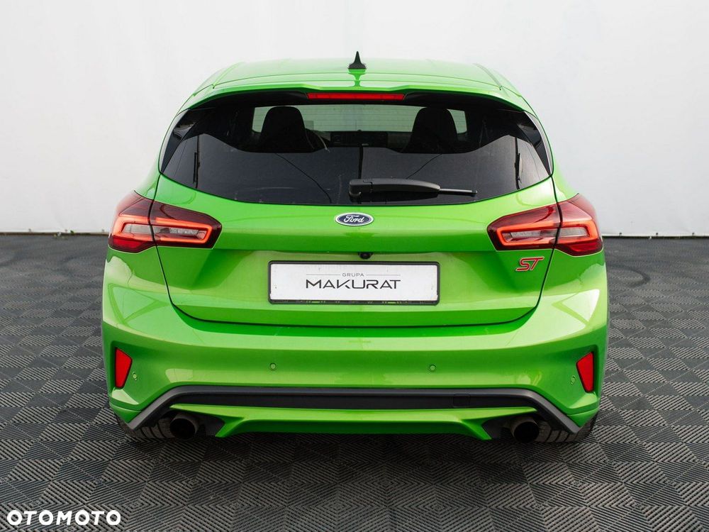 Ford Focus 2.3 EcoBoost ST - 10