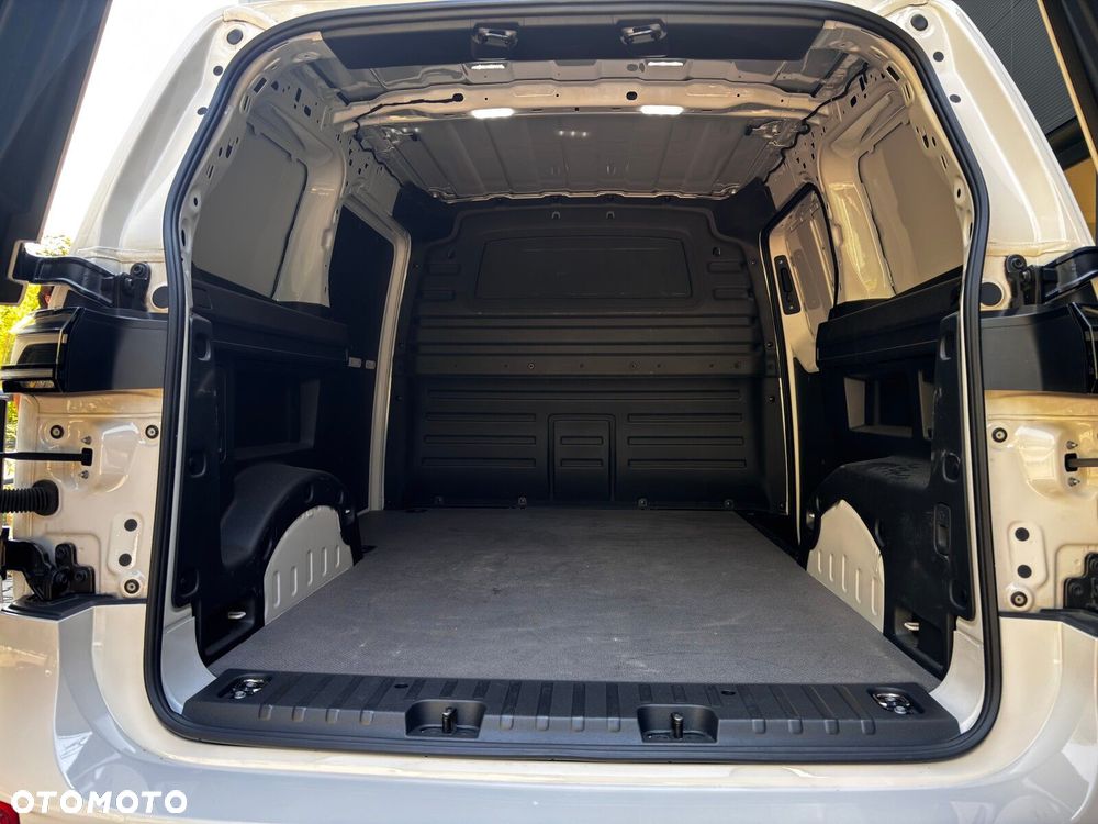 Volkswagen ID. Buzz Cargo L1 204 KM - 23