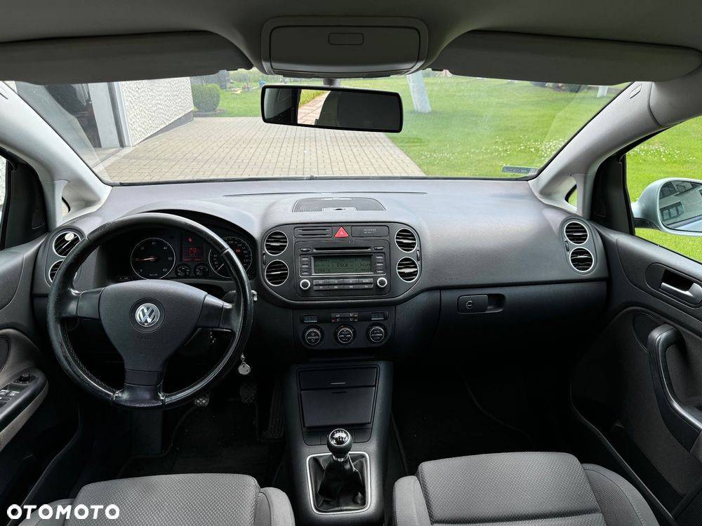 Volkswagen Golf 2.0 TDI Comfortline - 11