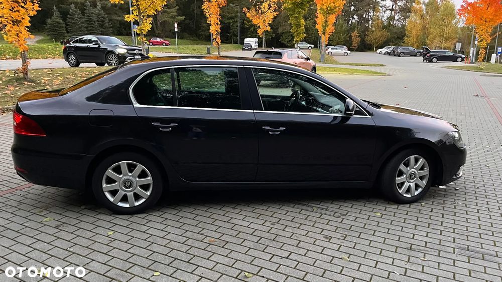 Skoda Superb 2.0 TDI 4x4 Elegance DSG - 6