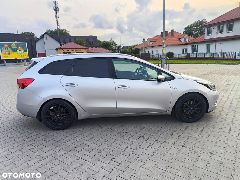 Kia Ceed 1.6 CRDi L - 4