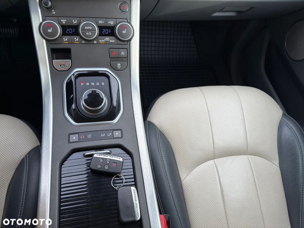 Land Rover Range Rover Evoque - 26