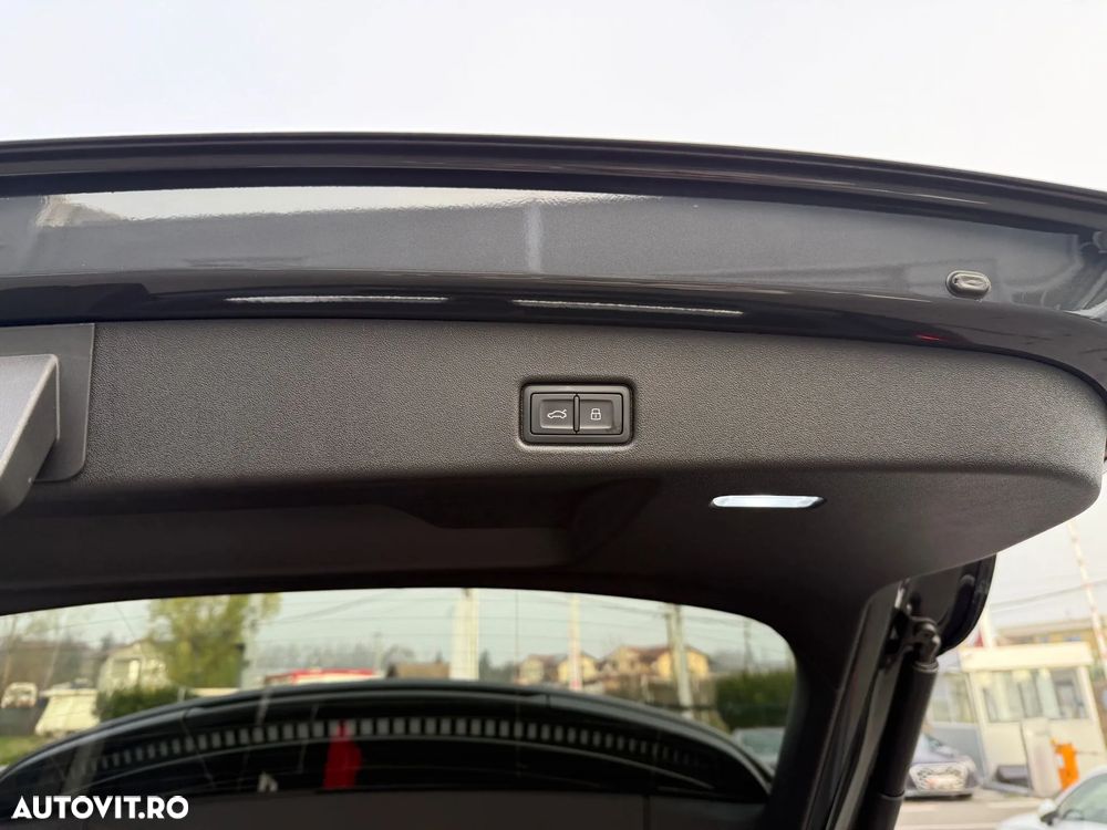 Audi Q5 40 TDI quattro S tronic MHEV S Line - 12