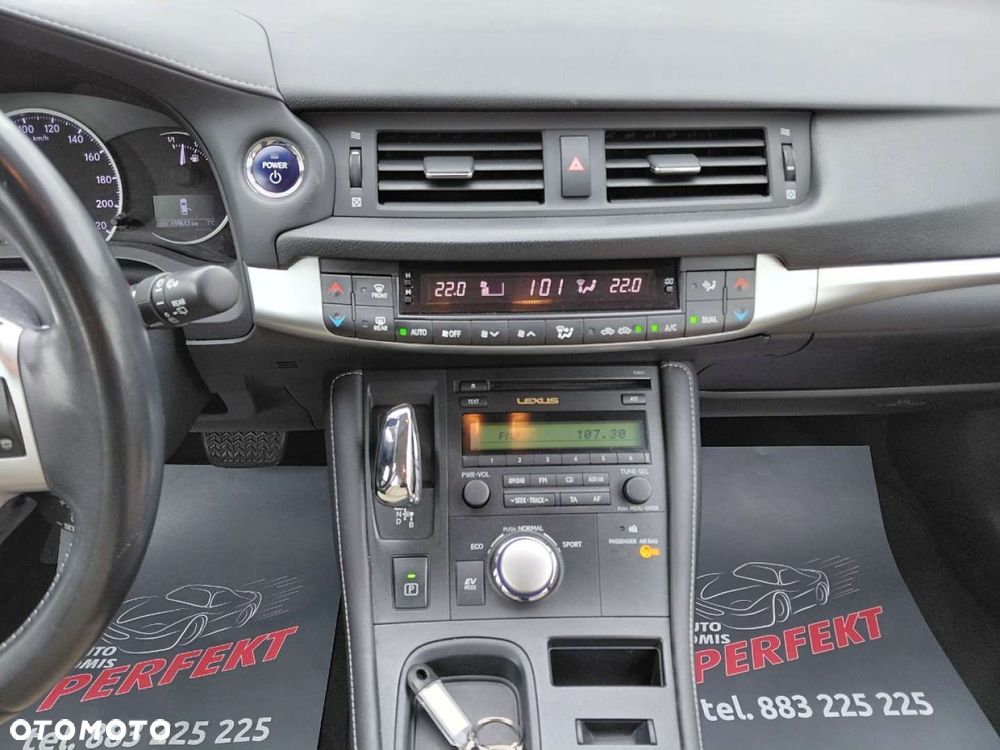 Lexus CT - 20