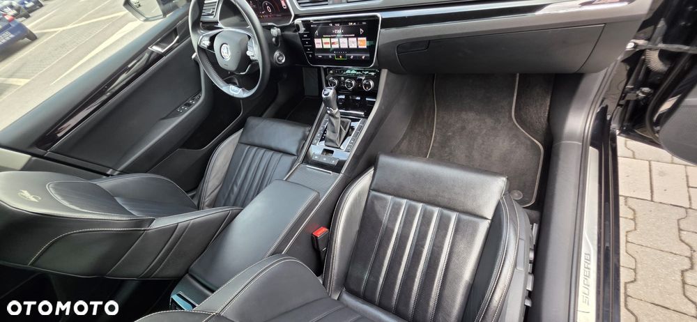 Skoda Superb 2.0 TDI SCR L&K DSG - 18