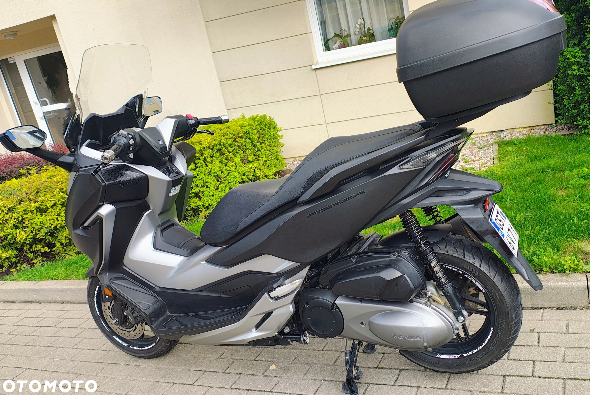 Honda NSS - 19