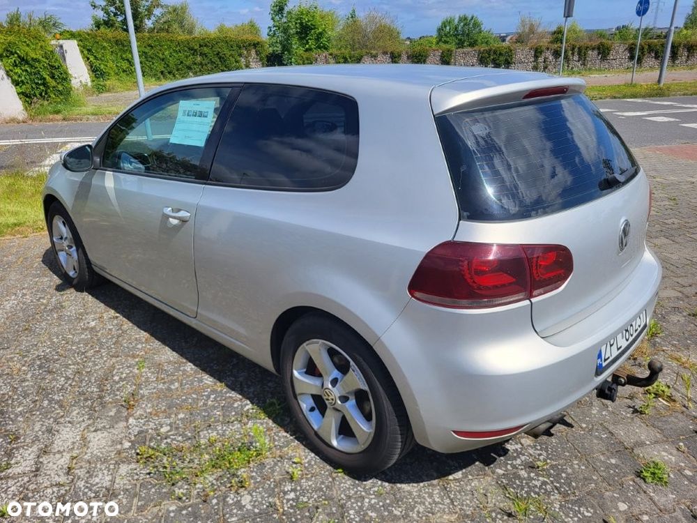 Volkswagen Golf 2.0 TDI DPF Comfortline 119 g - 3