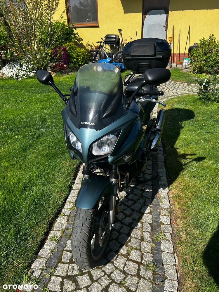 Honda CBF - 7