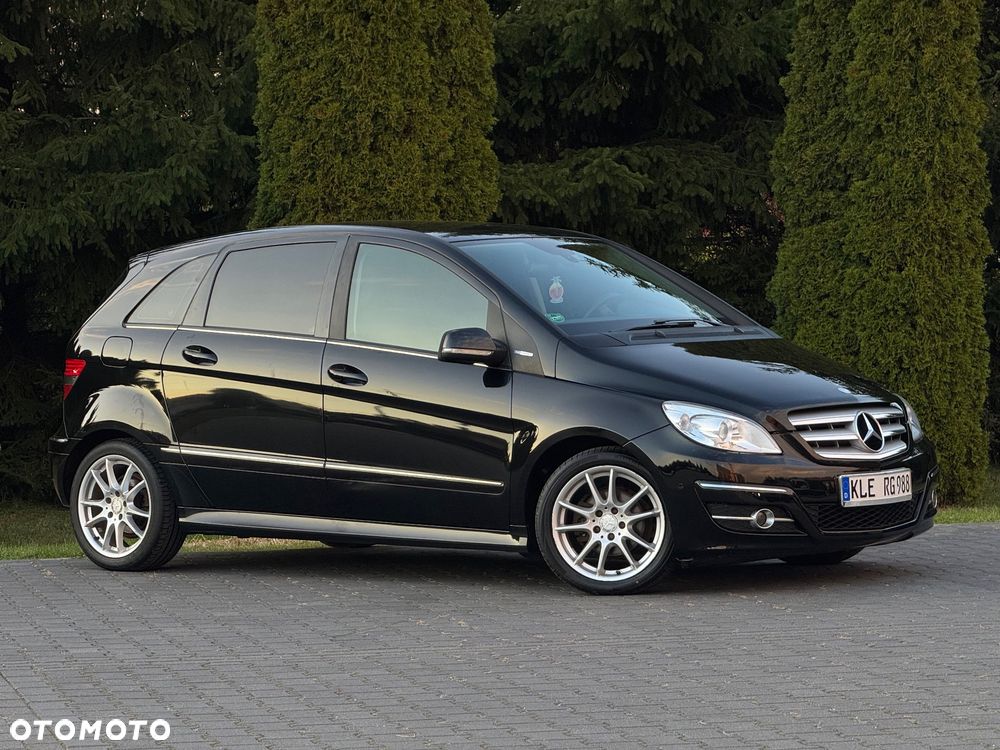 Mercedes-Benz Klasa B 180 BlueEFFICIENCY SPORT EDITION - 10