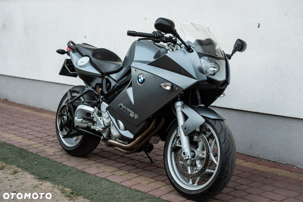 BMW F - 1