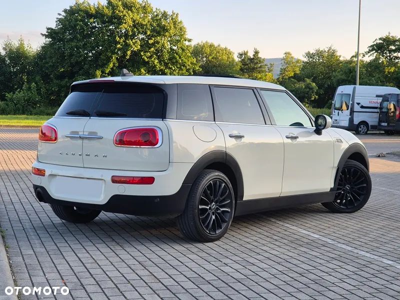 MINI Clubman One D Blackyard - 5