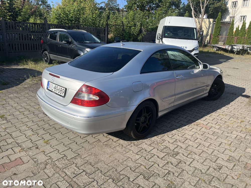 Mercedes-Benz CLK - 3