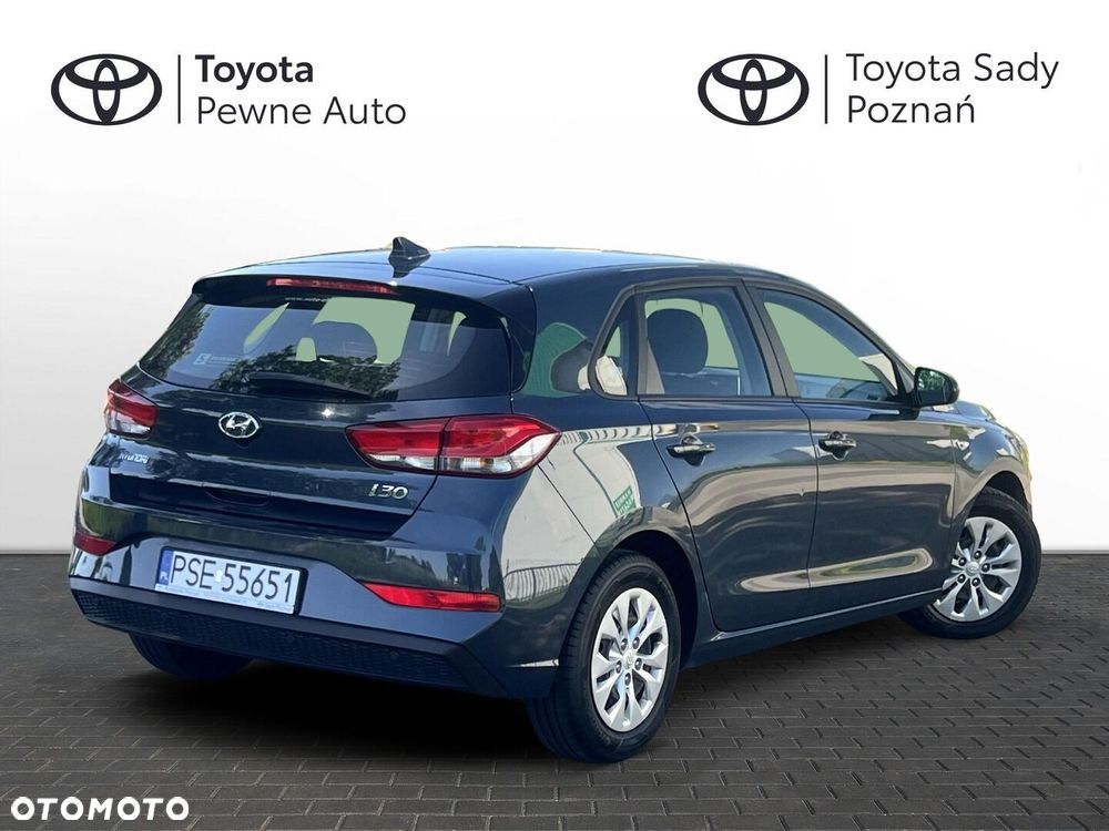 Hyundai i30 1.0 T-GDI Classic + - 8