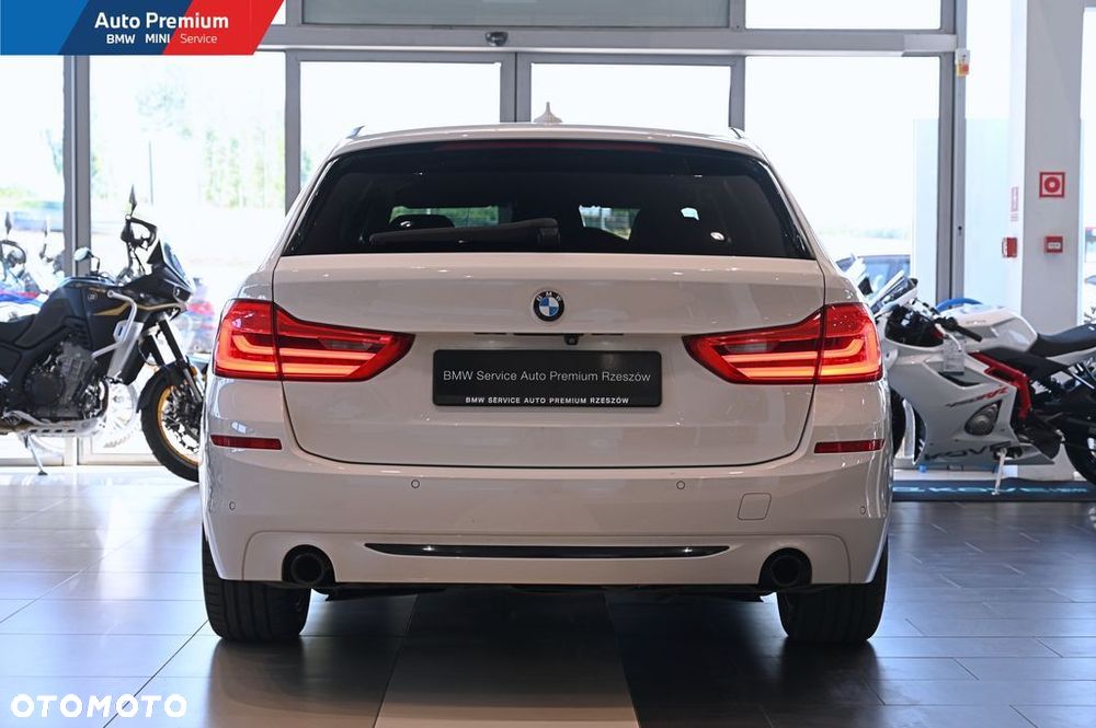 BMW Seria 5 520d xDrive - 19
